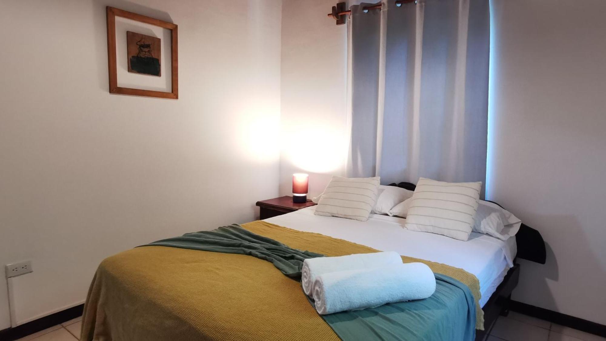 Colibri Apartments - 4 Min Walk To The Beach! Playa Santa Teresa  Zimmer foto