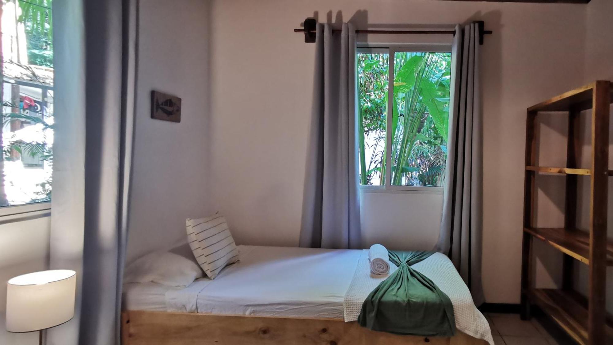 Colibri Apartments - 4 Min Walk To The Beach! Playa Santa Teresa  Zimmer foto